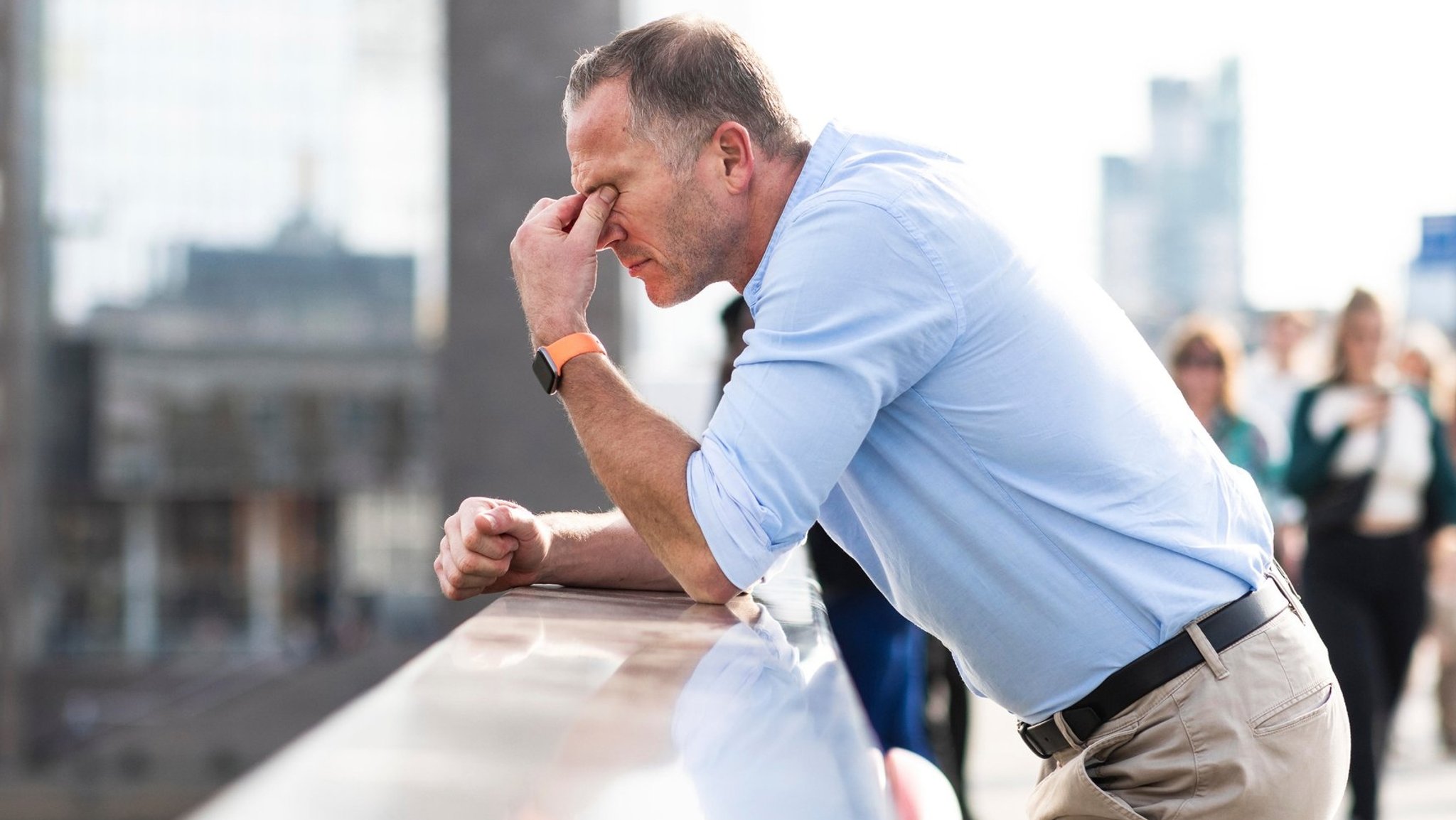 Stress und volle Arbeitswochen sind unnötig: Die Vier-Tage-Woche ist ein Mittel dagegen.