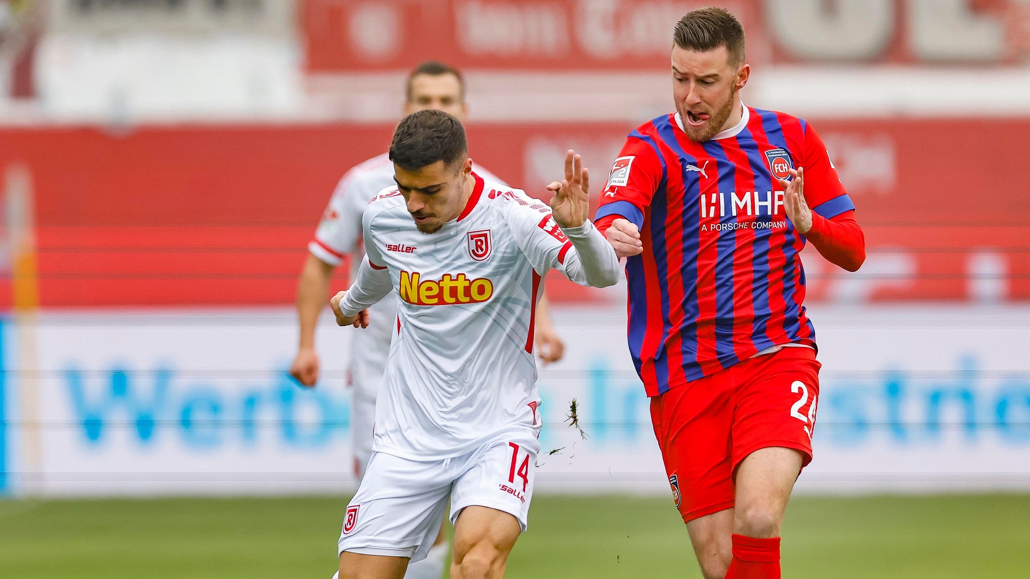 Spielszene 1. FC Heidenheim - Jahn Regensburg