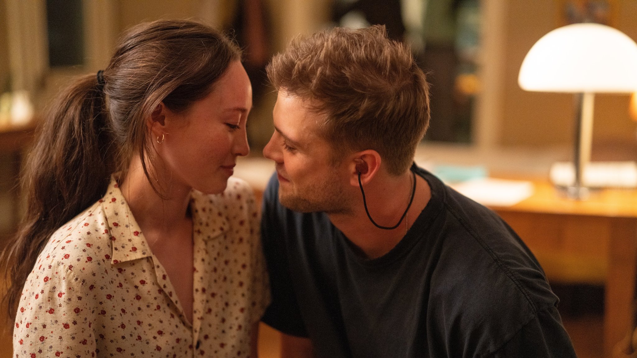 Havana Rose Liu und Leo Woodall | Bild: Black Bear Havana Rose Liu und Leo Woodall
