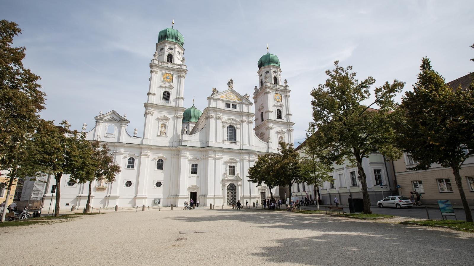 Bistum Passau Erlasst Verhaltenskodex Fur Alle Mitarbeiter Br24