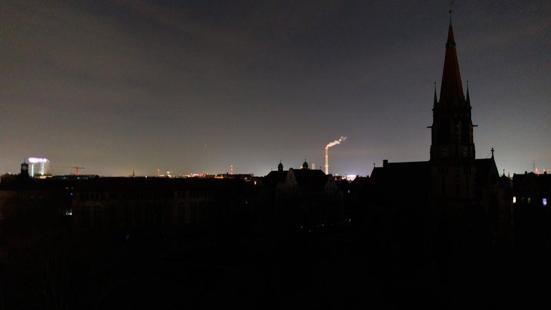 Archivbild von 2023: Stromausfall in mehreren Stadtteilen Nürnbergs | Bild: picture alliance/dpa | Daniel Karmann Archivbild von 2023: Stromausfall in mehreren Stadtteilen Nürnbergs