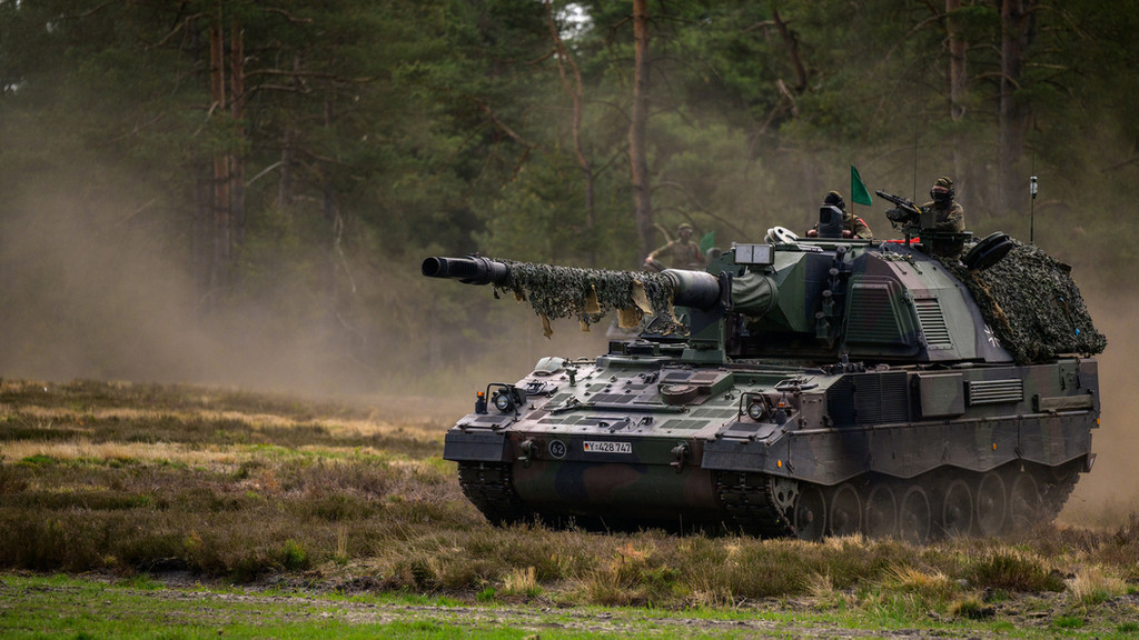 Archivbild: Eine Panzerhaubitze 2000