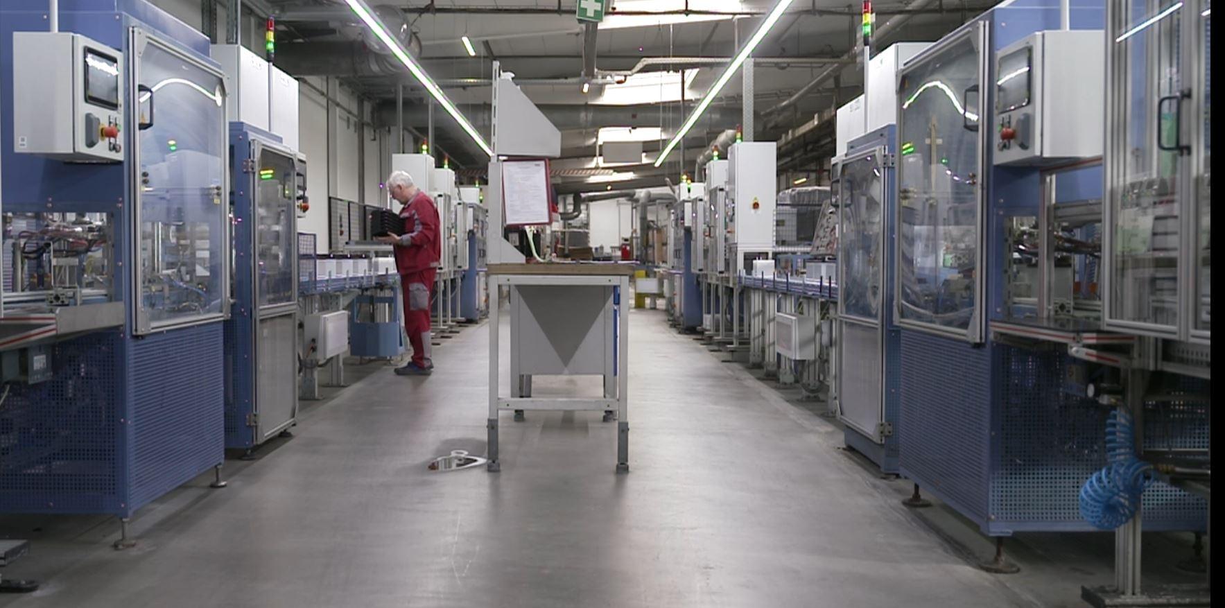 Produktionshalle von Moll-Batterien