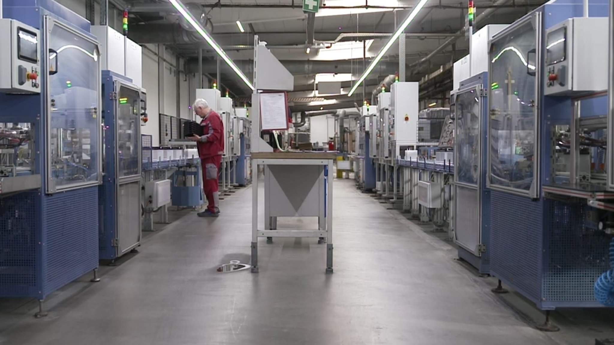 Produktionshalle von Moll-Batterien