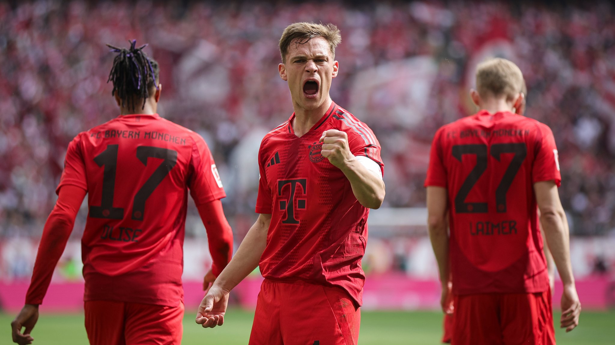 Joshua Kimmich (FC Bayern München) jubelt nach dem Tor zum 2:0 des FC Bayern München gegen den 1. FSV Mainz 05.
