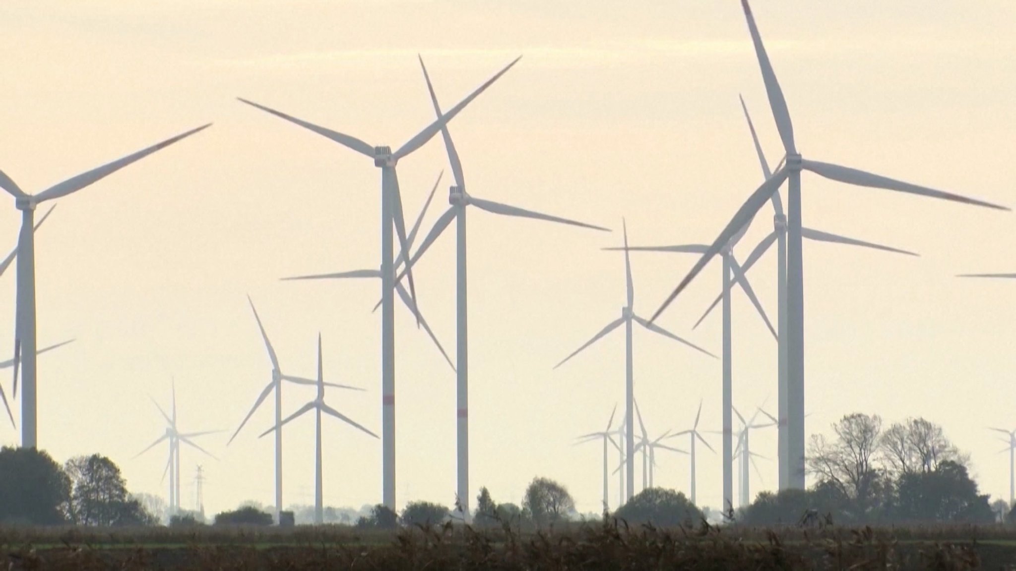 Deutschland erreicht seine Klimaziele - die Emissionen sanken im letzten Jahr laut Bundesumweltamt um 3,4 %.