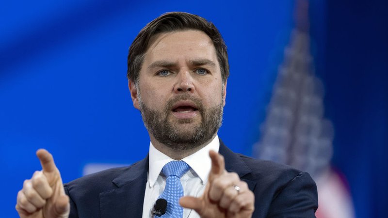 20.02.2025, USA, Oxon Hill: US-Vizepräsident J.D. Vance spricht auf der Conservative Political Action Conference (CPAC) im Gaylord National Resort & Convention Center. Foto: Manuel Balce Ceneta/AP/dpa +++ dpa-Bildfunk +++ | Bild: dpa-Bildfunk/Manuel Balce Ceneta 20.02.2025, USA, Oxon Hill: US-Vizepräsident J.D. Vance spricht auf der Conservative Political Action Conference (CPAC) im Gaylord National Resort & Convention Center. Foto: Manuel Balce Ceneta/AP/dpa +++ dpa-Bildfunk +++