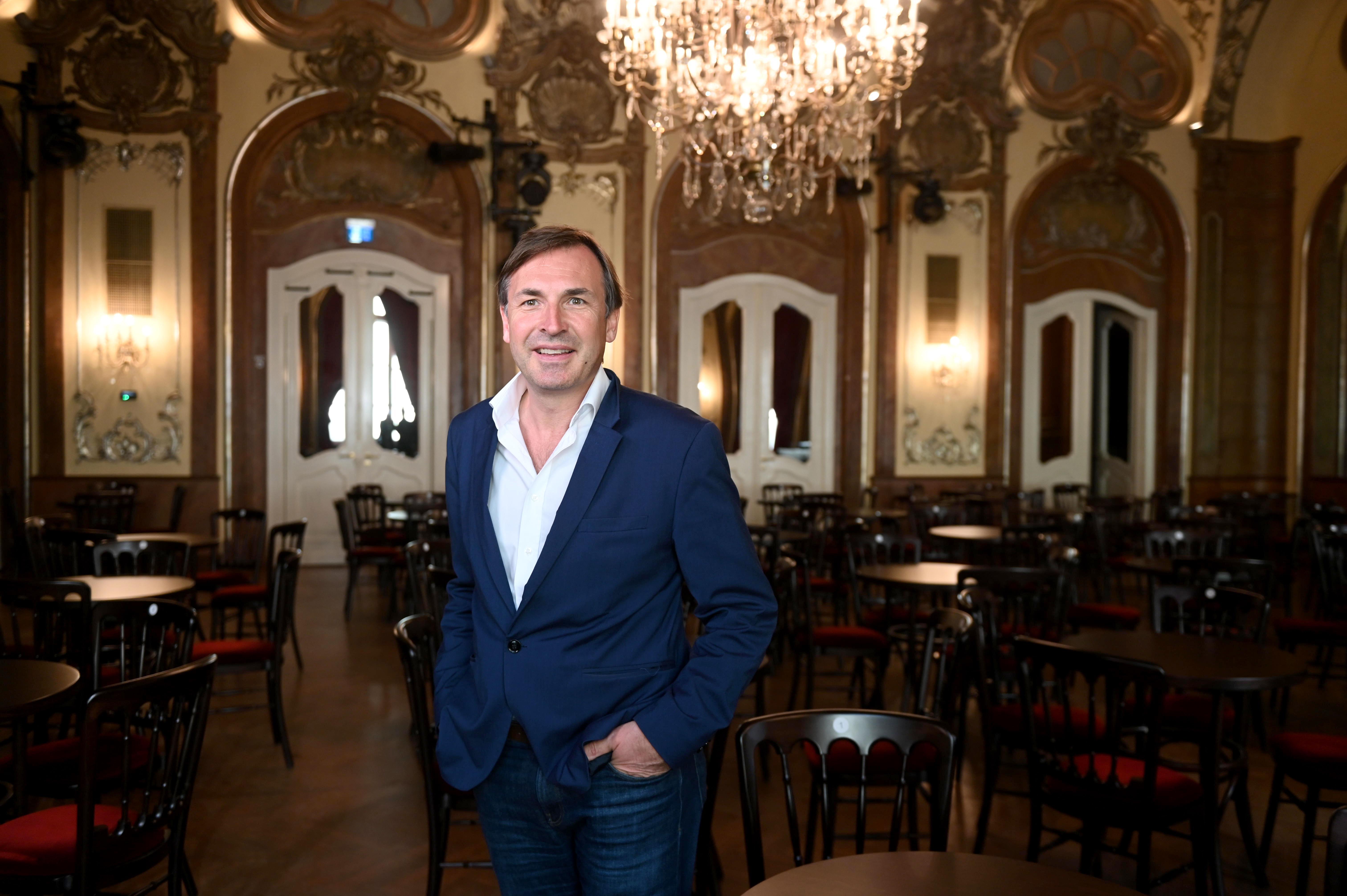 Der Intendant des Deutschen Theaters im Silbersaal