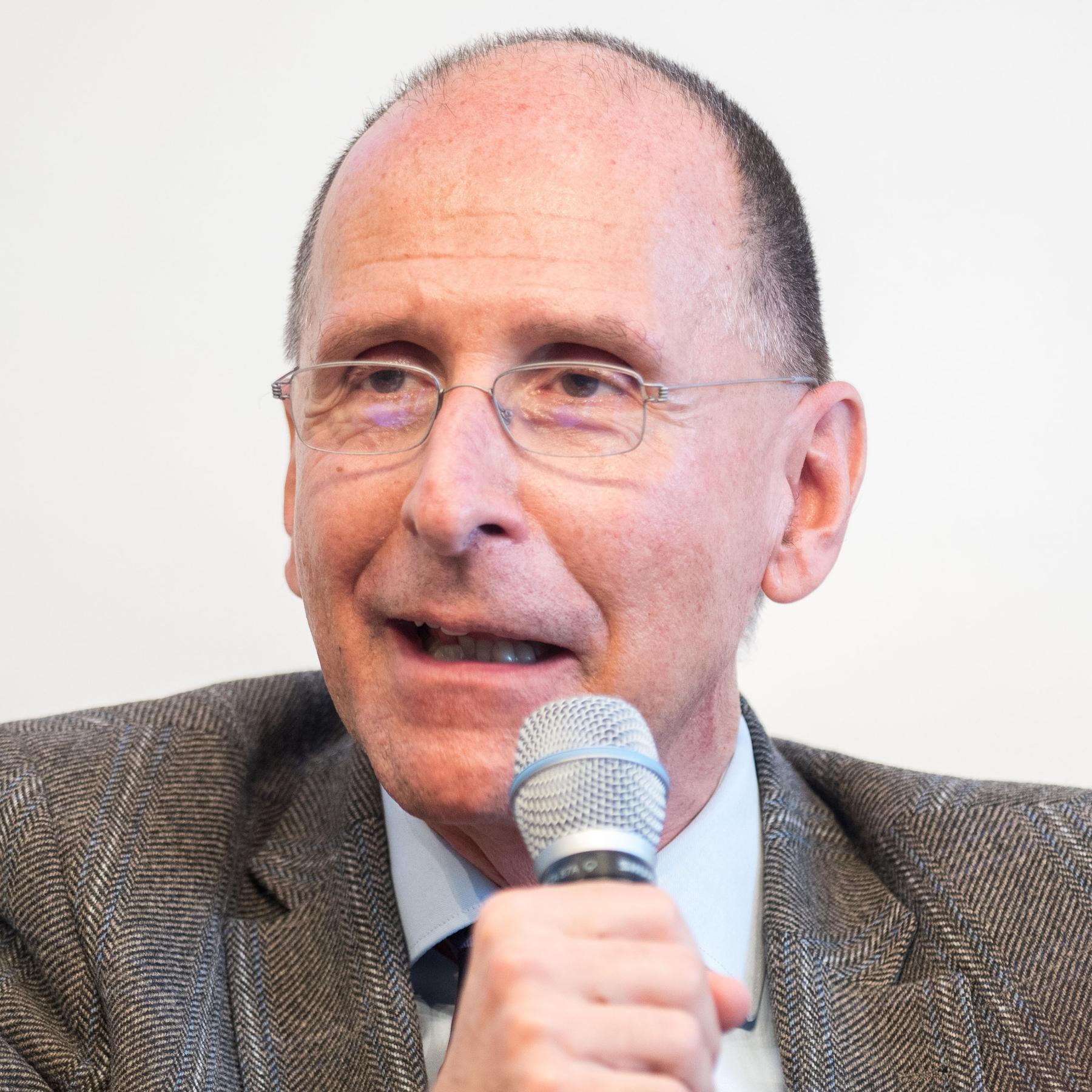 Prof. Peter Filzmaier: „Eine Minderheitsregierung wäre ein wackeliges Experiment“ episode artwork