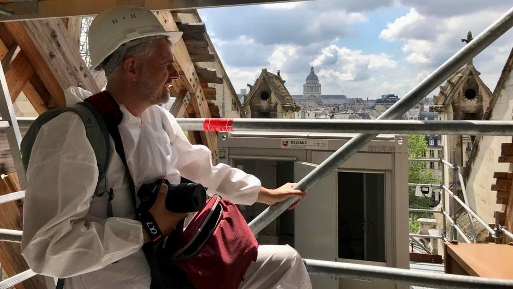 Der Bamberger Professor Stephan Albrecht bei der Sanierung von Notre Dame.