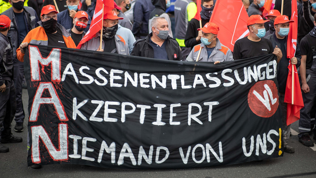Protest gegen Massenentlassungen bei MAN in Nürnberg
