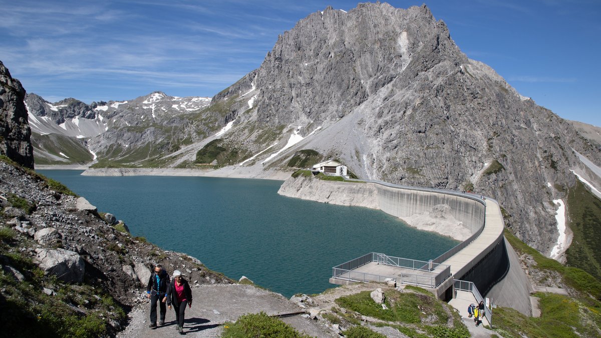 Vorarlberg: Polizei rettet Wandergruppe mit Hubschrauber