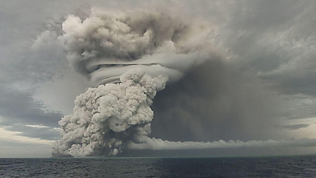 Unterseeischer Vulkanausbruch in der Nähe des Inselreichs Tonga. 