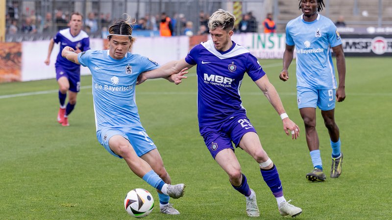 Spielszene: TSV 1860 München - FC Erzgebirge Aue | Bild: picture alliance / Eibner-Pressefoto | Eibner-Pressefoto/Heike Feiner Spielszene: TSV 1860 München - FC Erzgebirge Aue