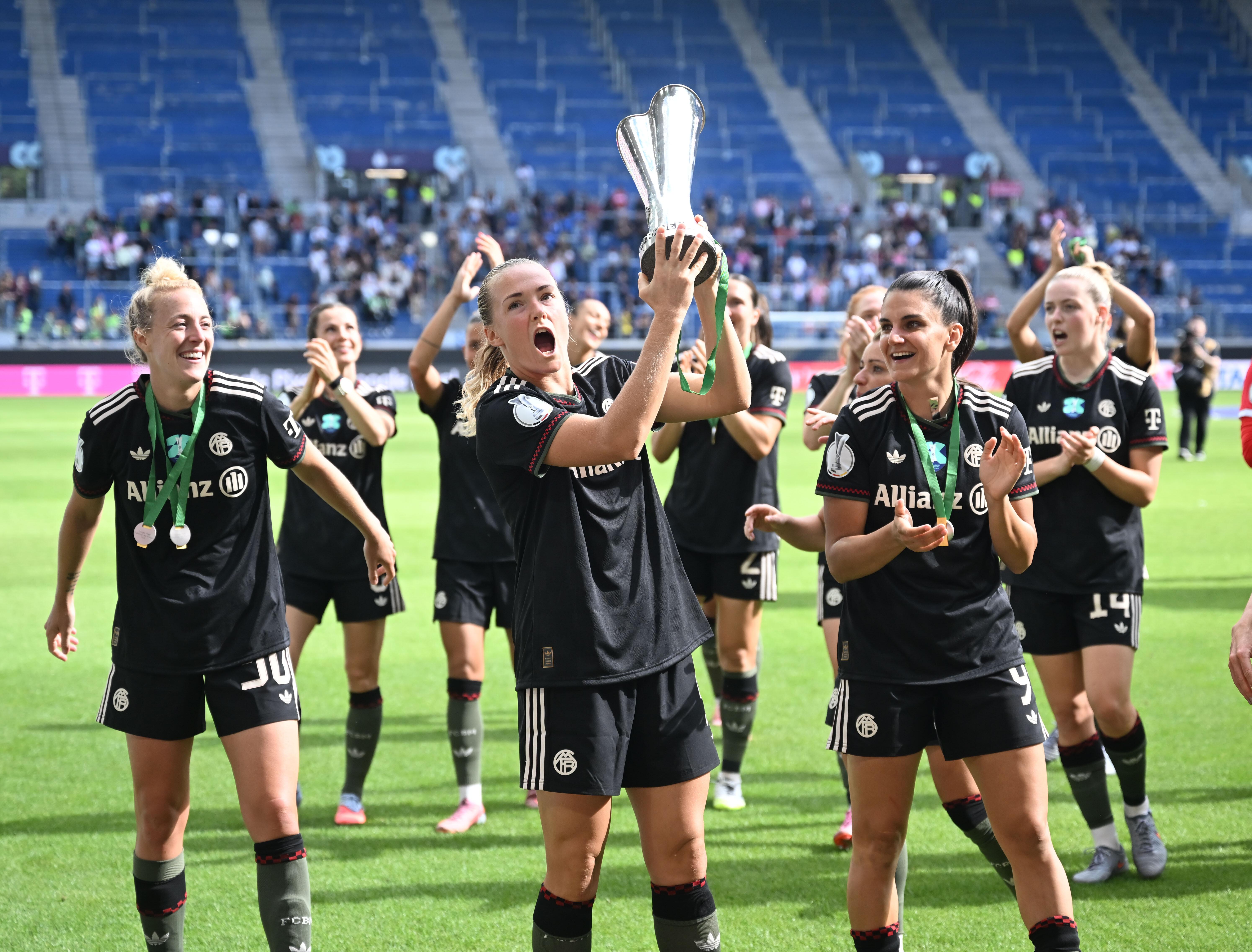 Supercup Frauen FC Bayern - VfL Wolfsburg