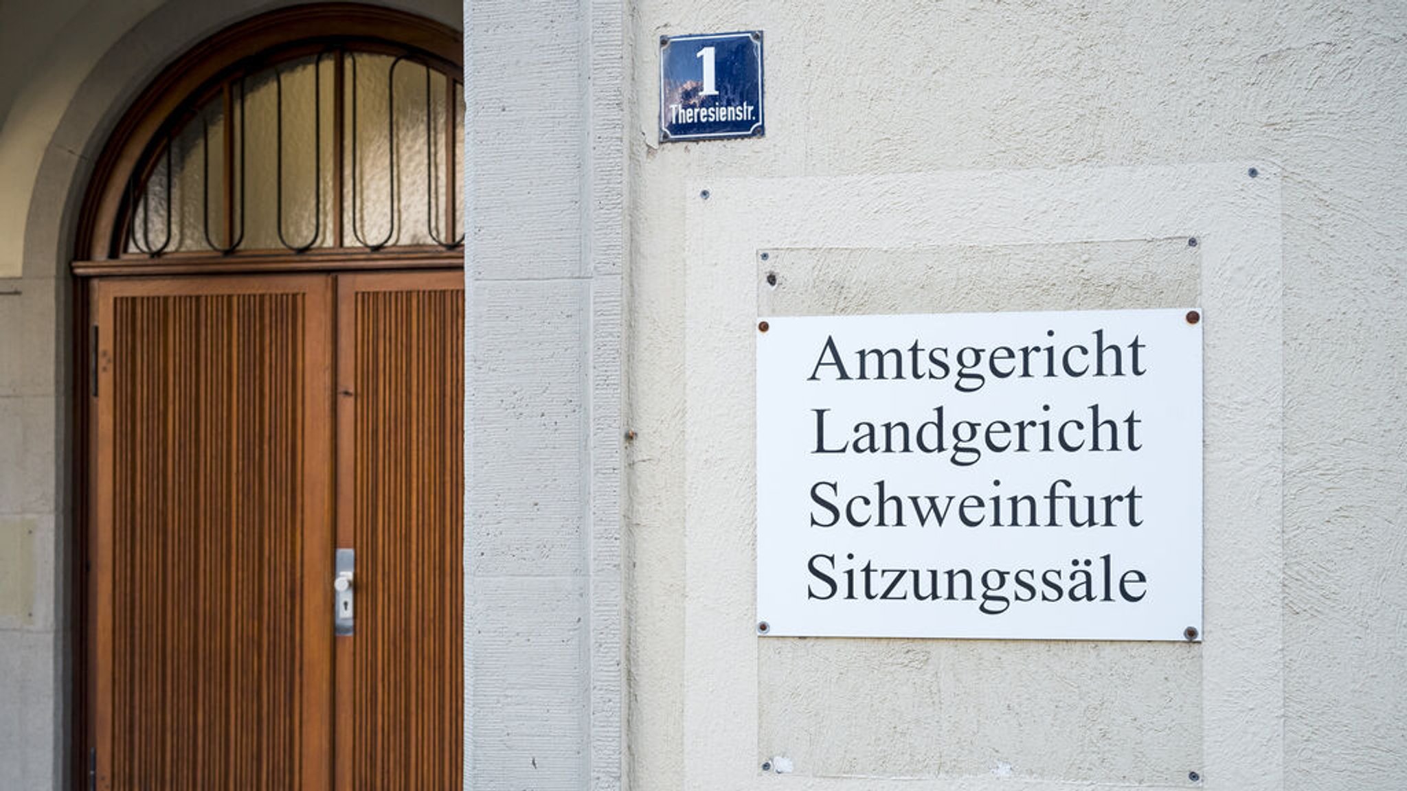 Jugendliche stirbt an Magersucht – Eltern vor Gericht