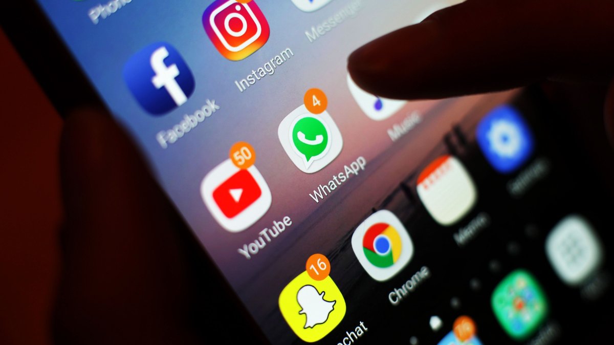 Religionspsychologe: Social Media erst ab 16 Jahren erlauben