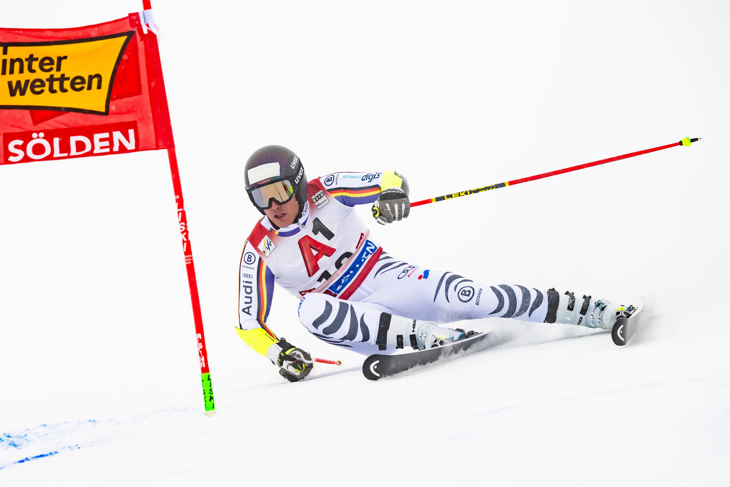 26.10.2025, Österreich, Sölden: Ski alpin: Weltcup, Riesenslalom, Männer, 1. Lauf. Anton Grammel aus Deutschland in Aktion. 