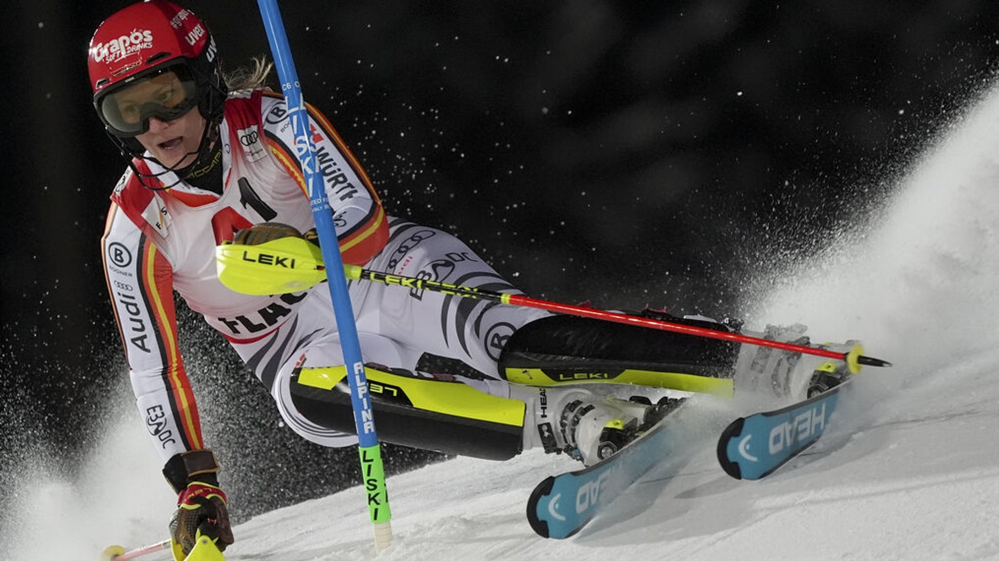 14.01.2025, Österreich, Flachau: Ski Alpin, Weltcup, Slalom, Damen, 1. Durchgang, Lena Dürr aus Deutschland in Aktion. Foto: Giovanni Auletta/AP/dpa +++ dpa-Bildfunk +++