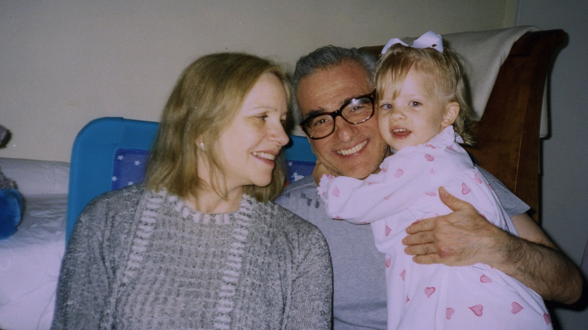Martin Scorsese neben seiner Frau Helen Morris und mit Tochter Francesca im Arm.