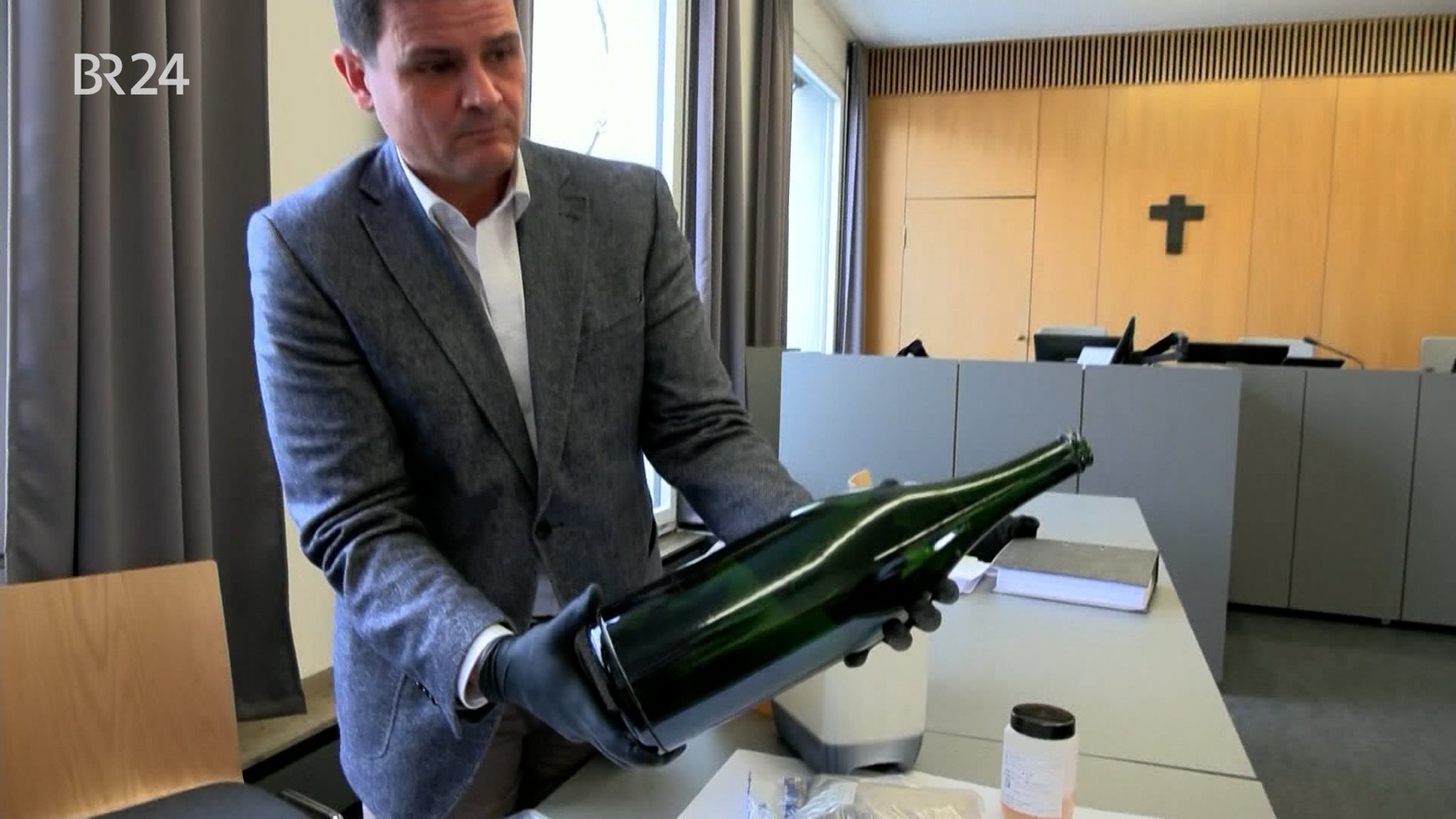 Die manipulierte Flasche