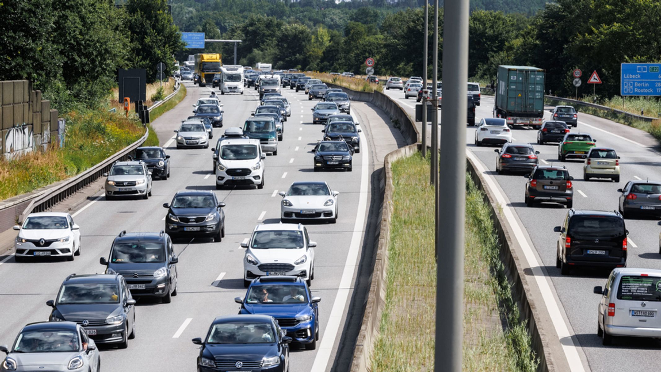 ADAC gibt Tipps zum Fahren und Parken bei Sommerhitze - Osthessen