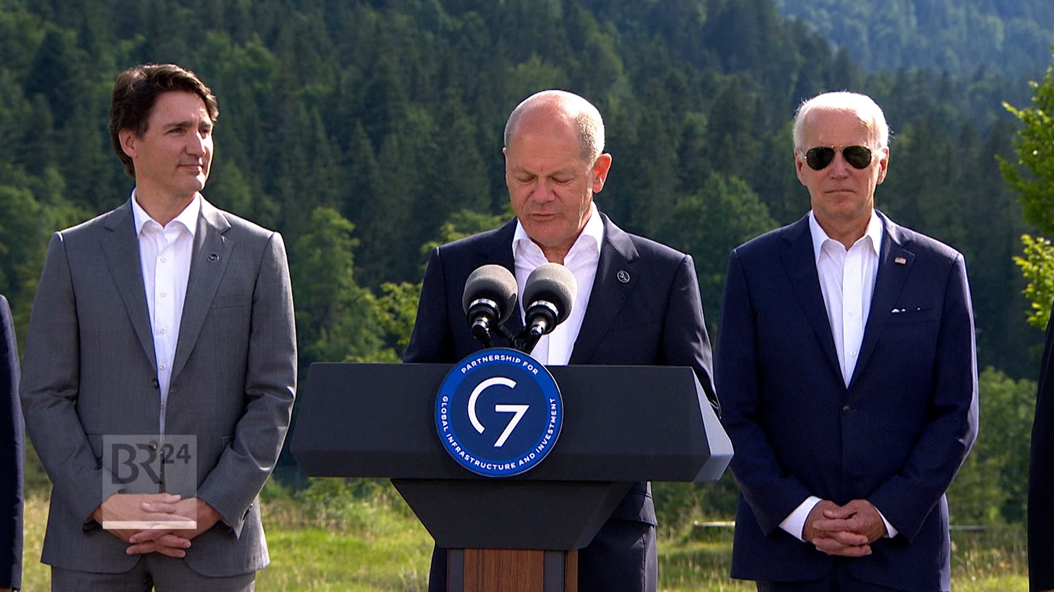 Staatschefs demonstrieren Geschlossenheit in Elmau