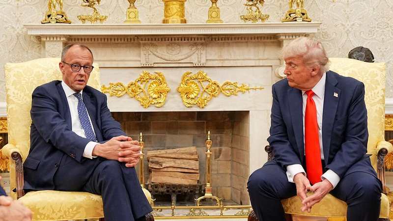 Kanzler Merz bei einem Treffen mit US-Präsident Trump. (Archivbild) | Bild: dpa-Bildfunk/Michael Kappeler Kanzler Merz bei einem Treffen mit US-Präsident Trump. (Archivbild)