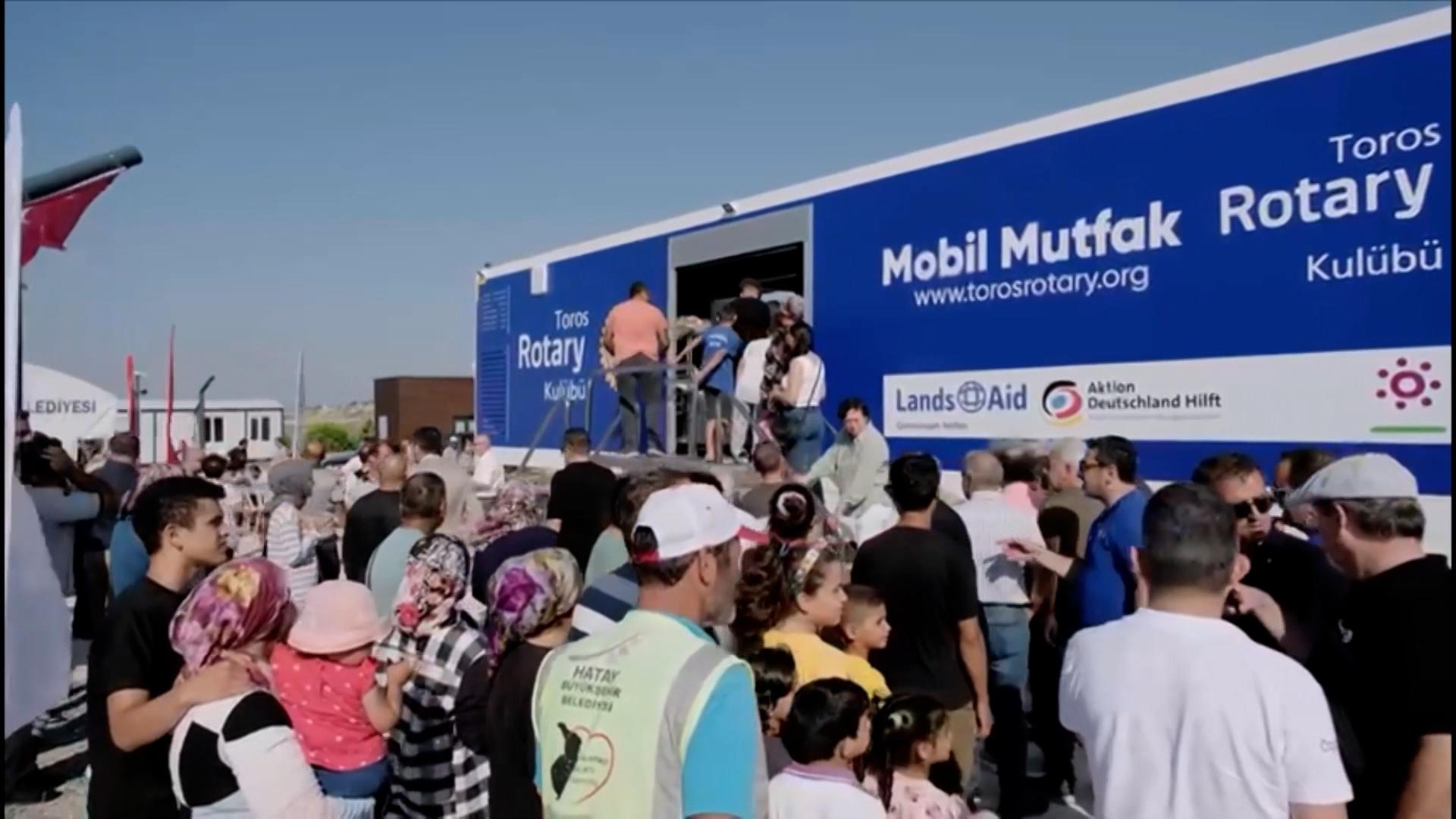 Die Menschen in den betroffenen Gebieten sind nach wie vor auf Hilfe von außen angewiesen. 