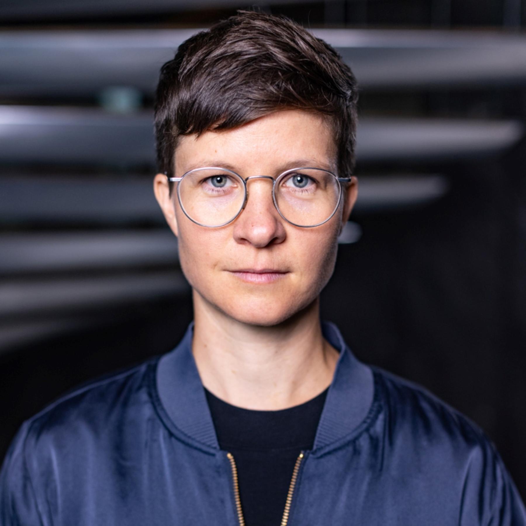 Kann KI Journalismus besser machen? Uli Köppen, Leiterin des AI + Automation Lab des Bayerischen Rundfunks