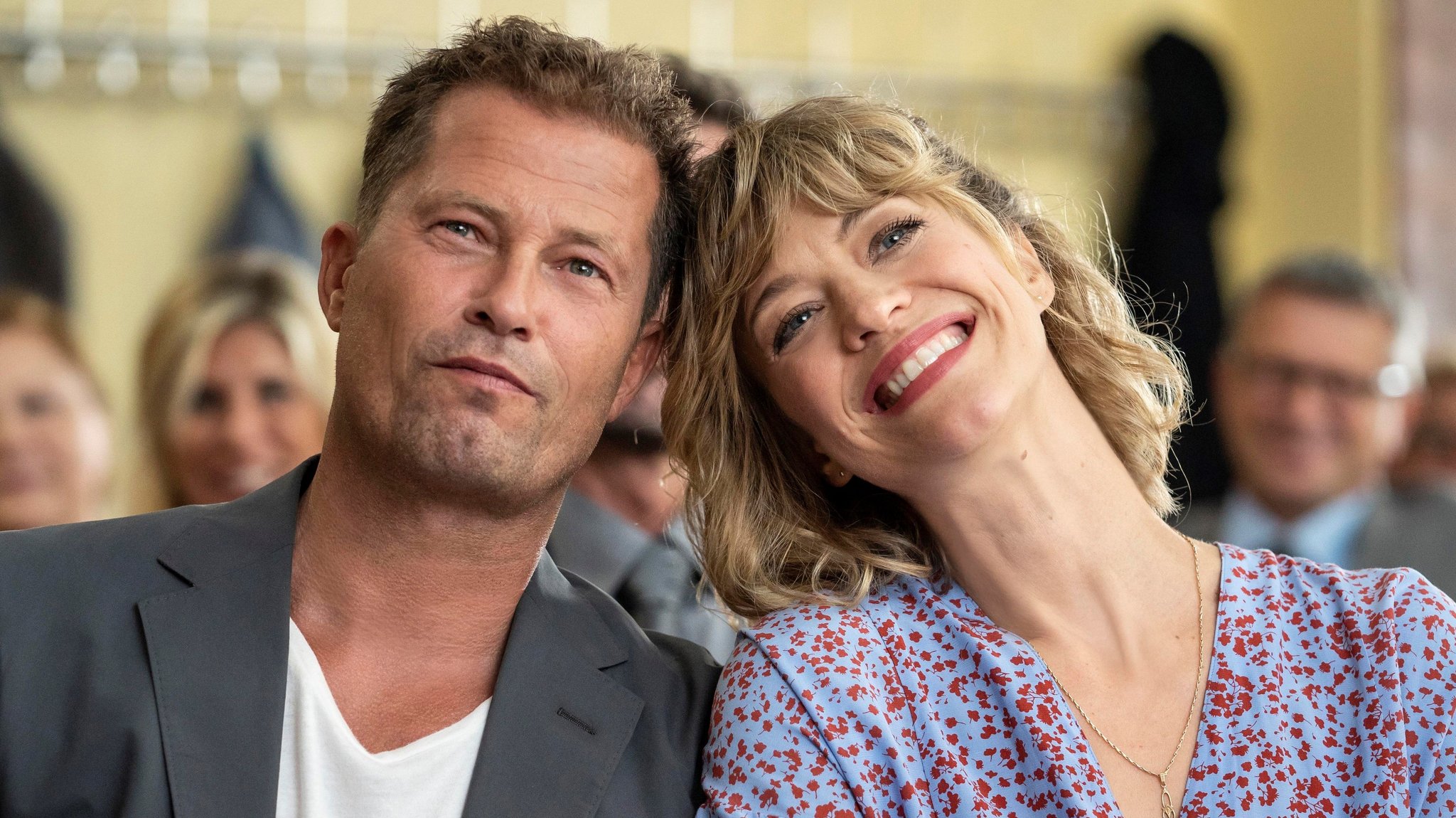 Til Schweiger und Heike Makatsch als Eltern in "Gott, du kannst ein Arsch sein" (Filmszene)