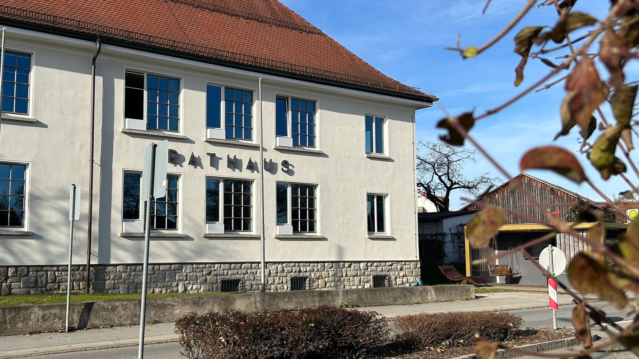 Salzweg fast pleite: Streit um Kreditaufnahme dauert an