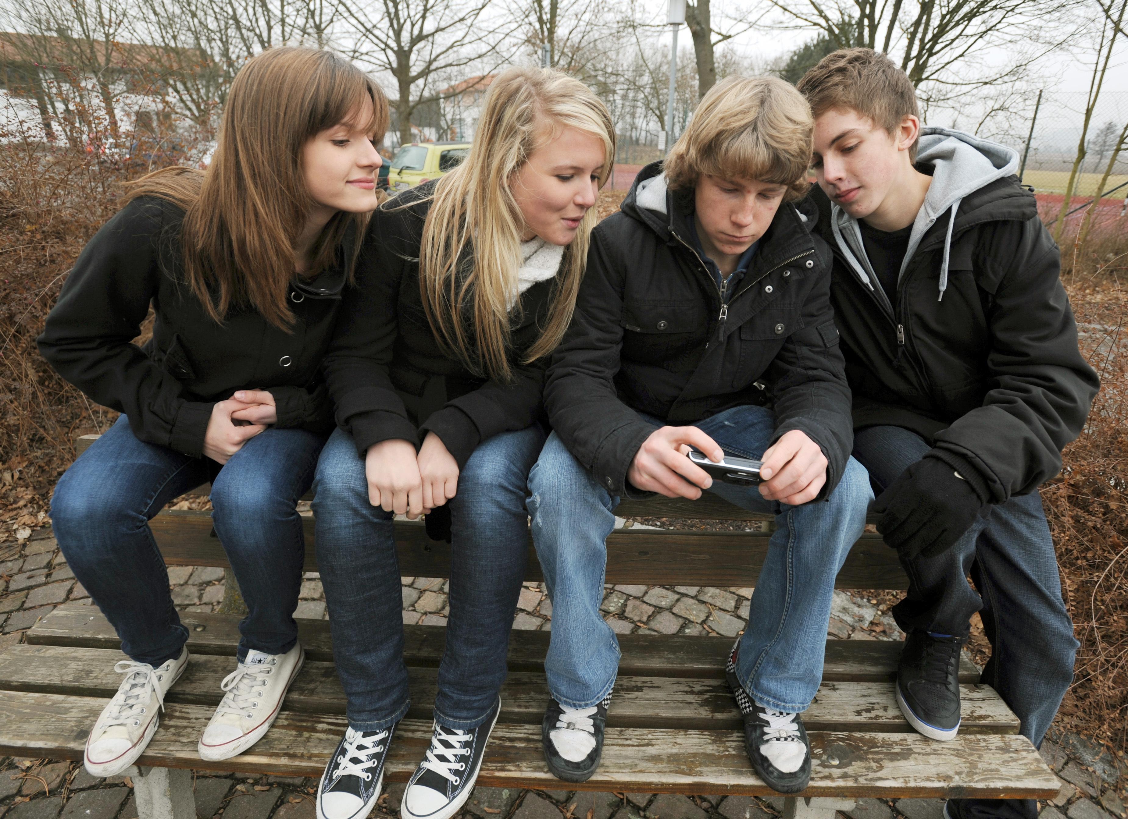 Symbolbild: Jugendliche 