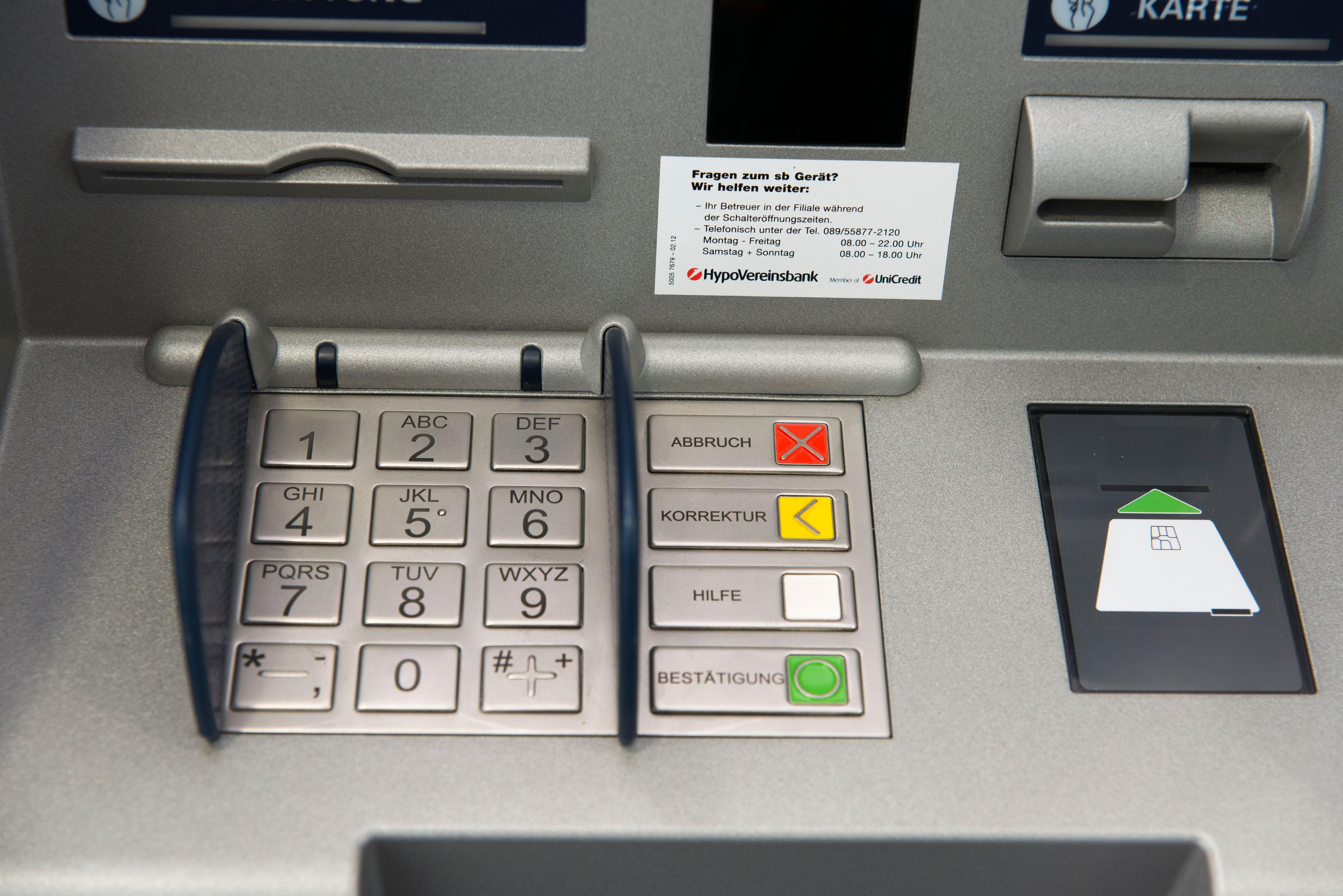 Geldautomat (Symbolbild)