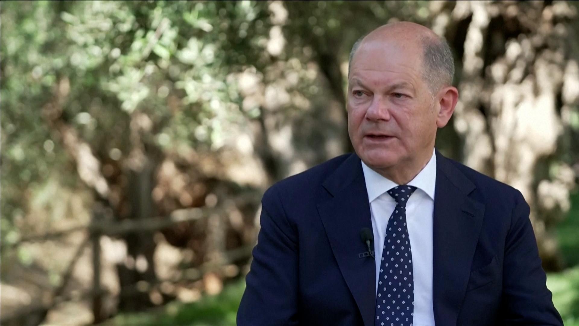 Olaf Scholz auf der Friedenkonferenz in der Schweiz
