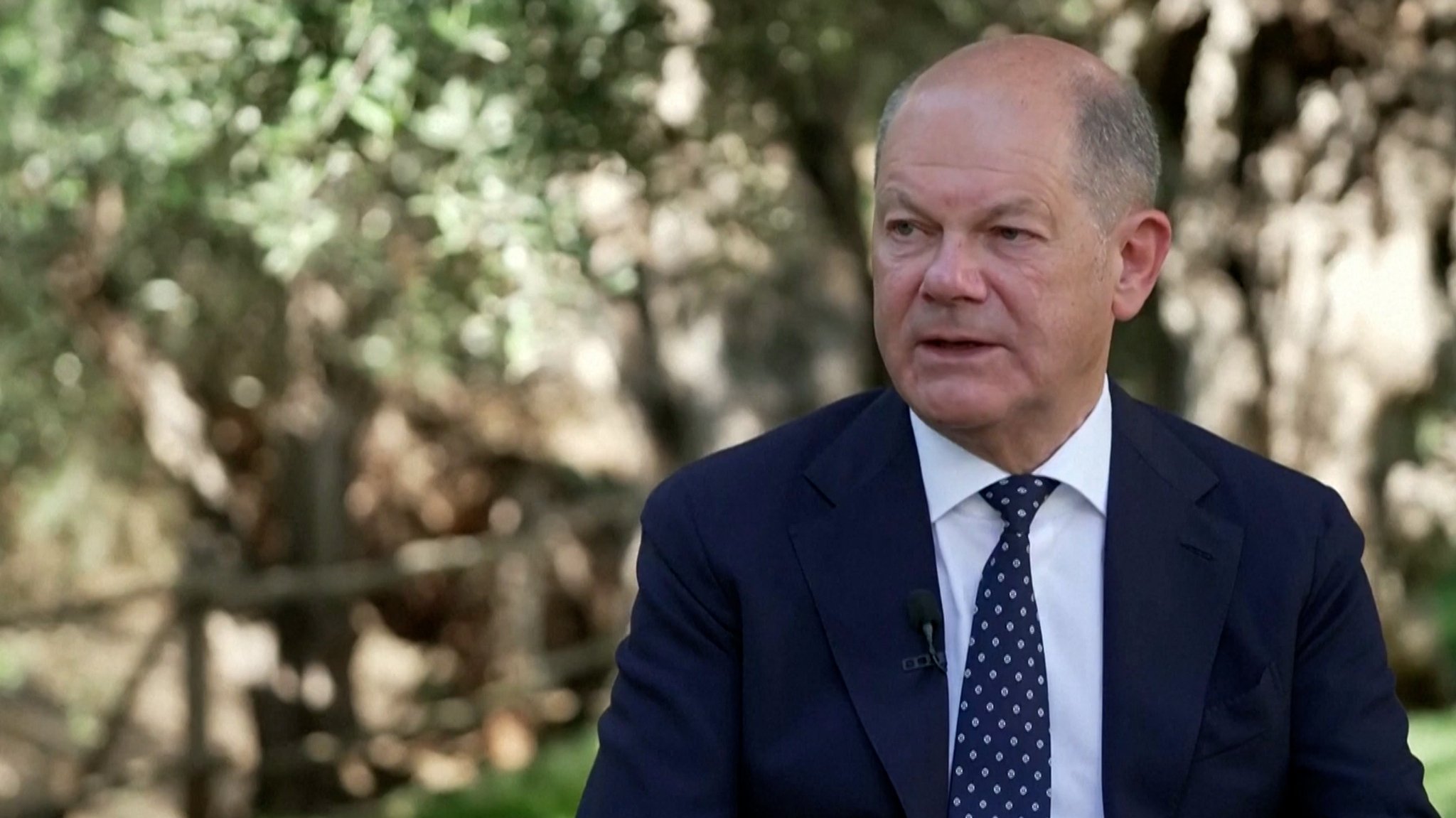 Olaf Scholz auf der Friedenkonferenz in der Schweiz