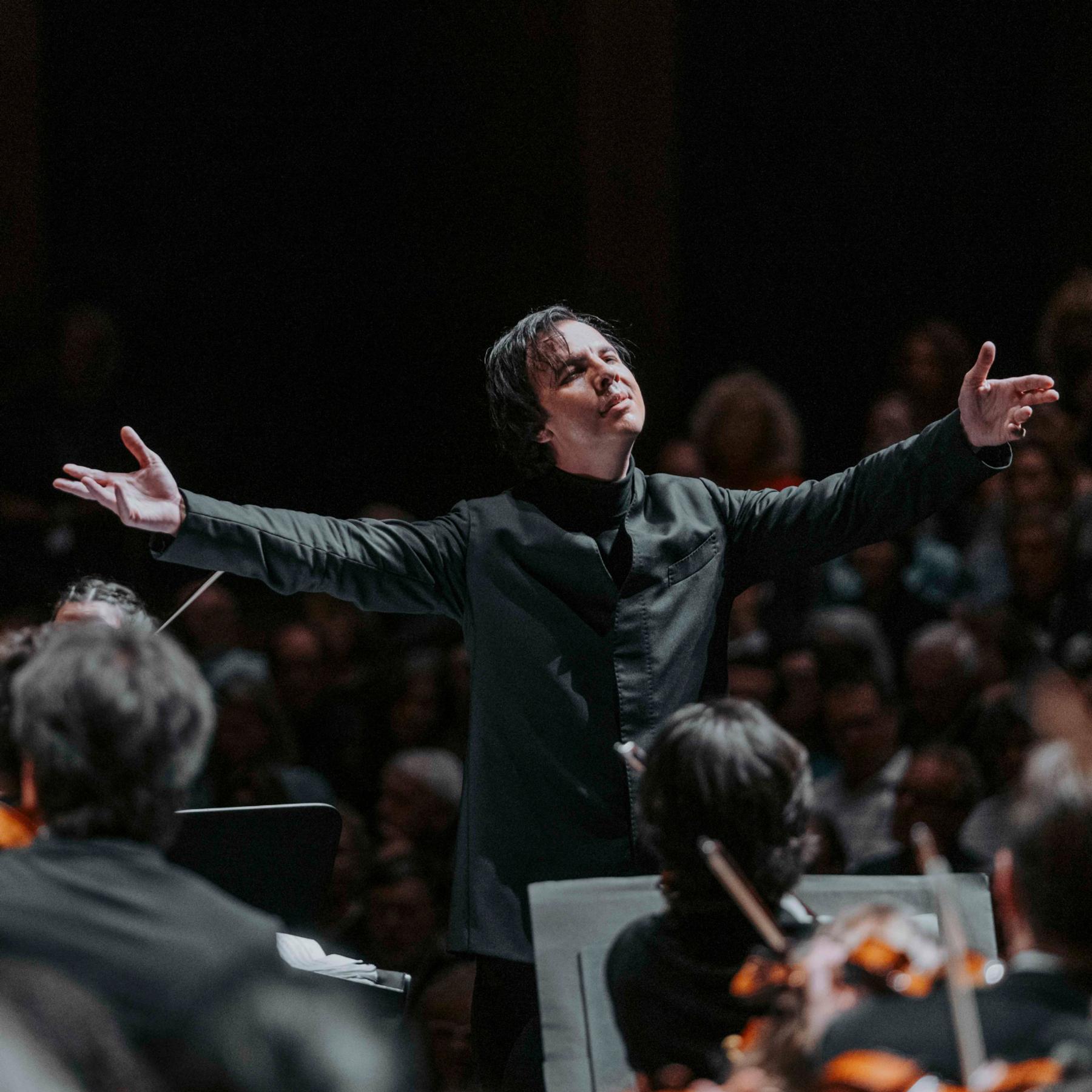 Kritik: Currentzis, Utopia und Melnikov mit Schostakowitsch und Mahler bei den Salzburger Festspielen episode artwork