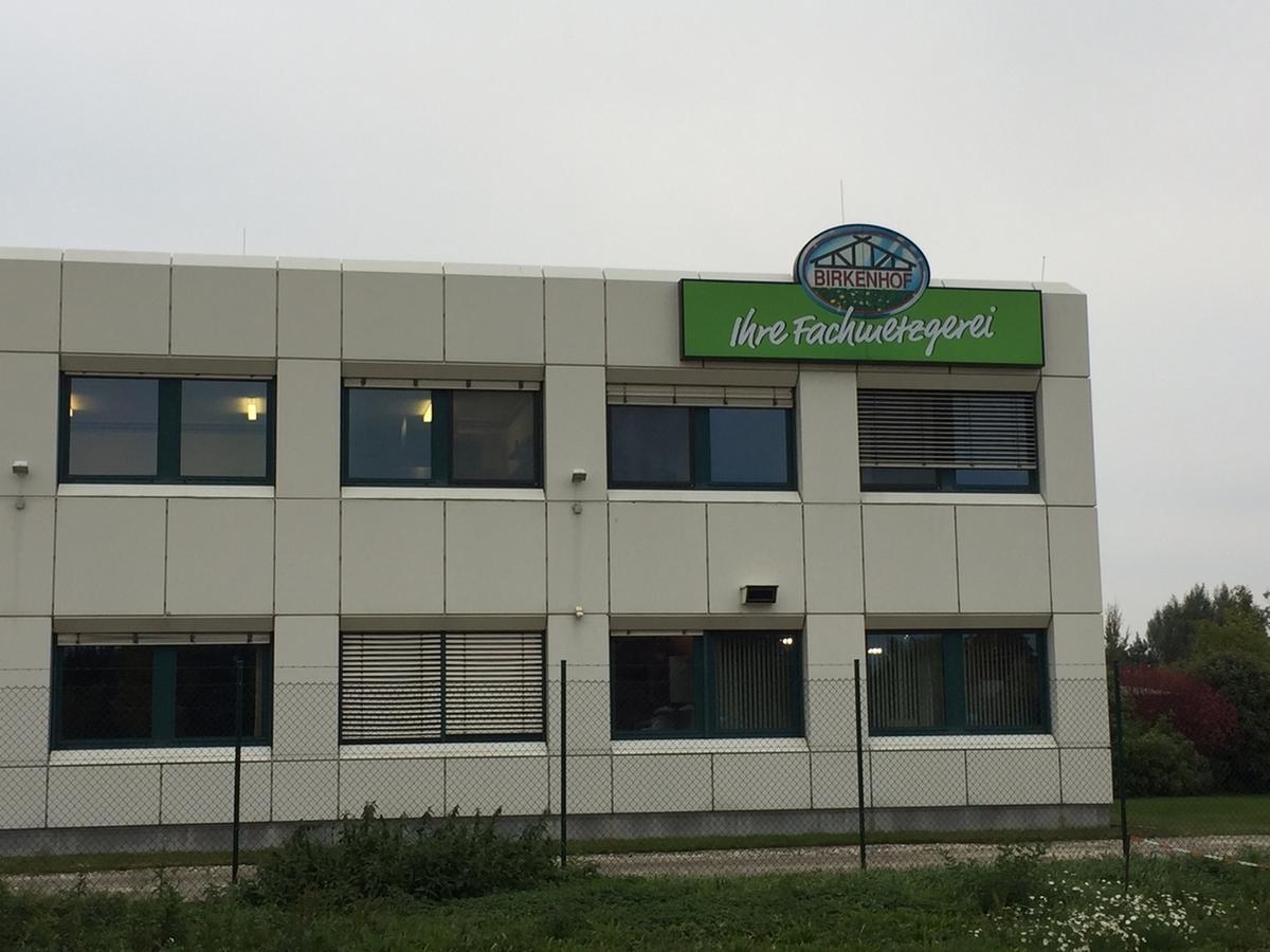 Mitarbeiter Bei Birkenhof Bangen Um Ihre Jobs Br24