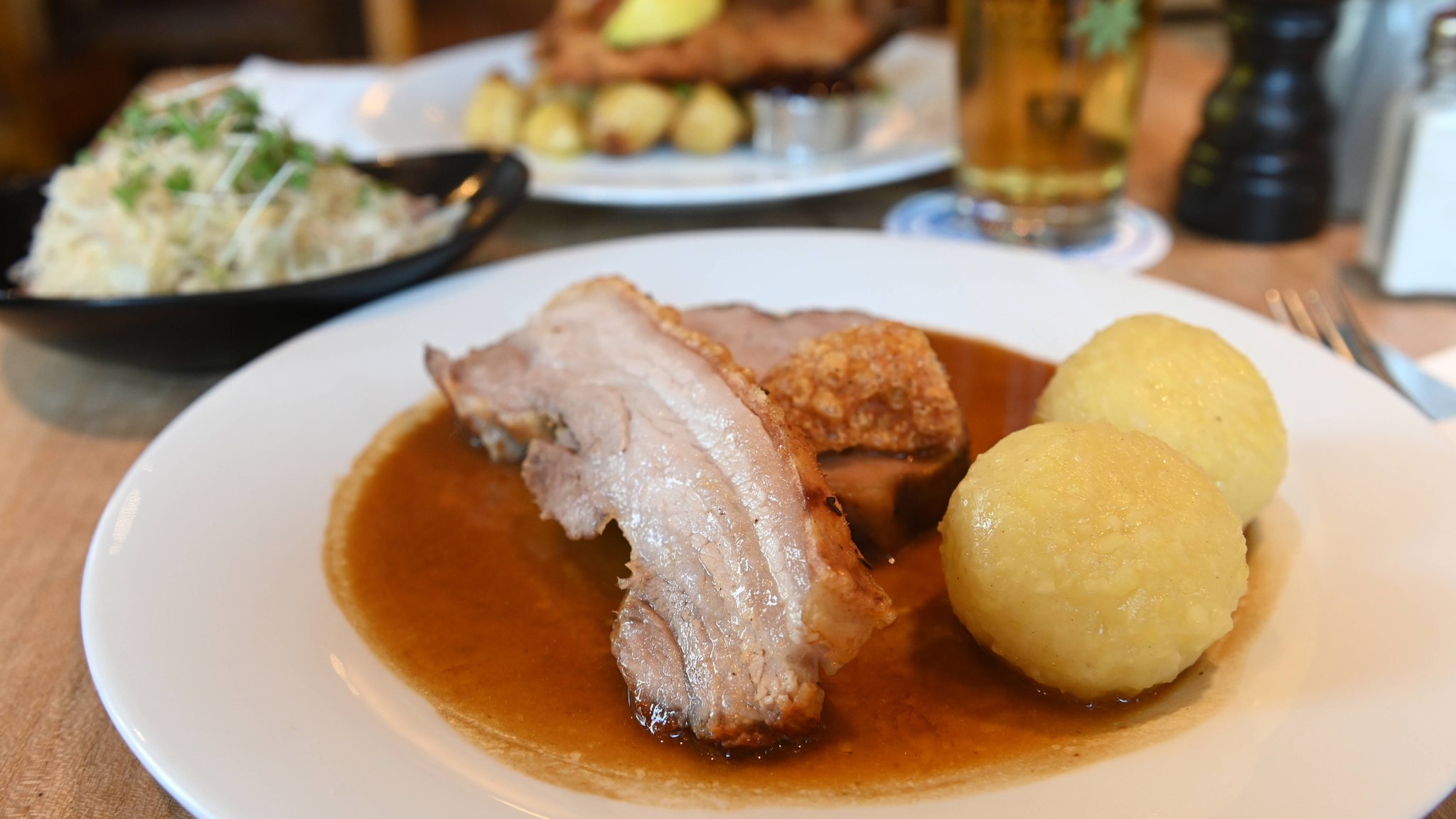 Kurioser Diebstahl: Ehepaar klaut Nachbarn den Schweinsbraten 