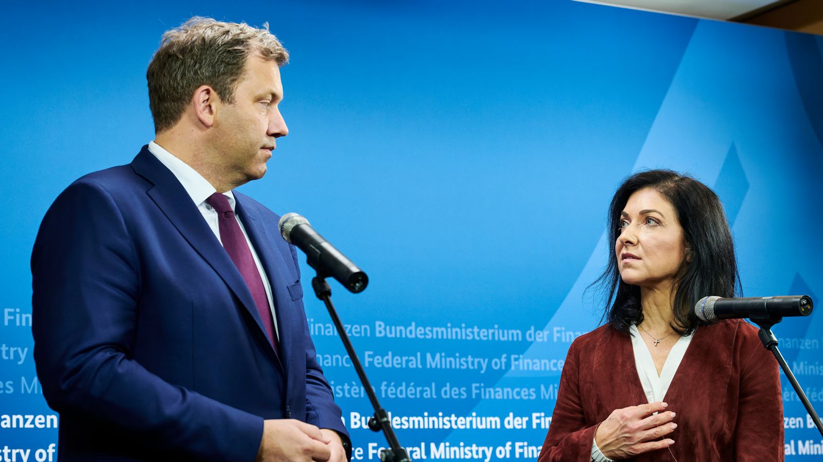 Koalition ringt weiter um Entlastungen bei Spritpreisen