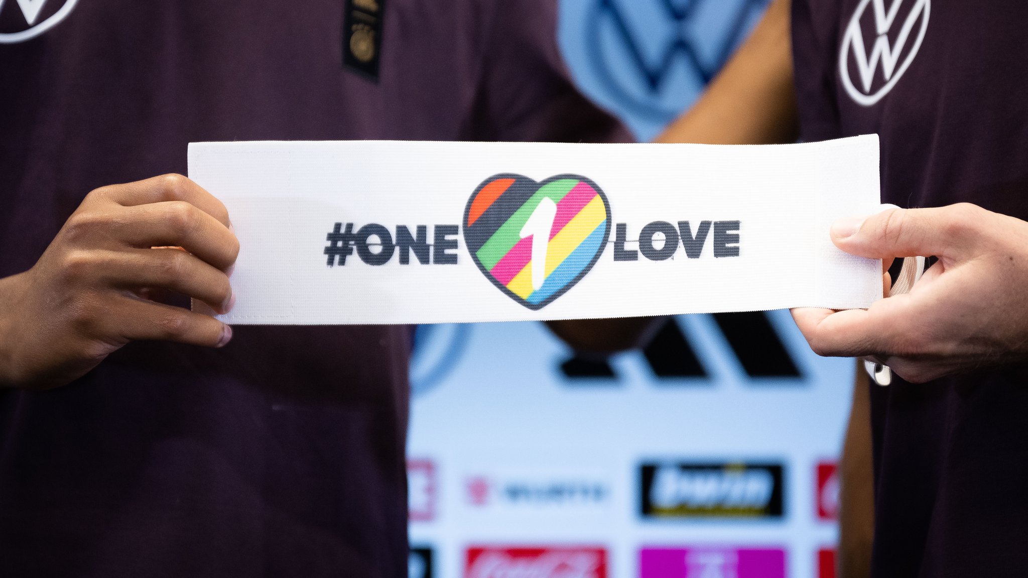 Armbinde "One Love"