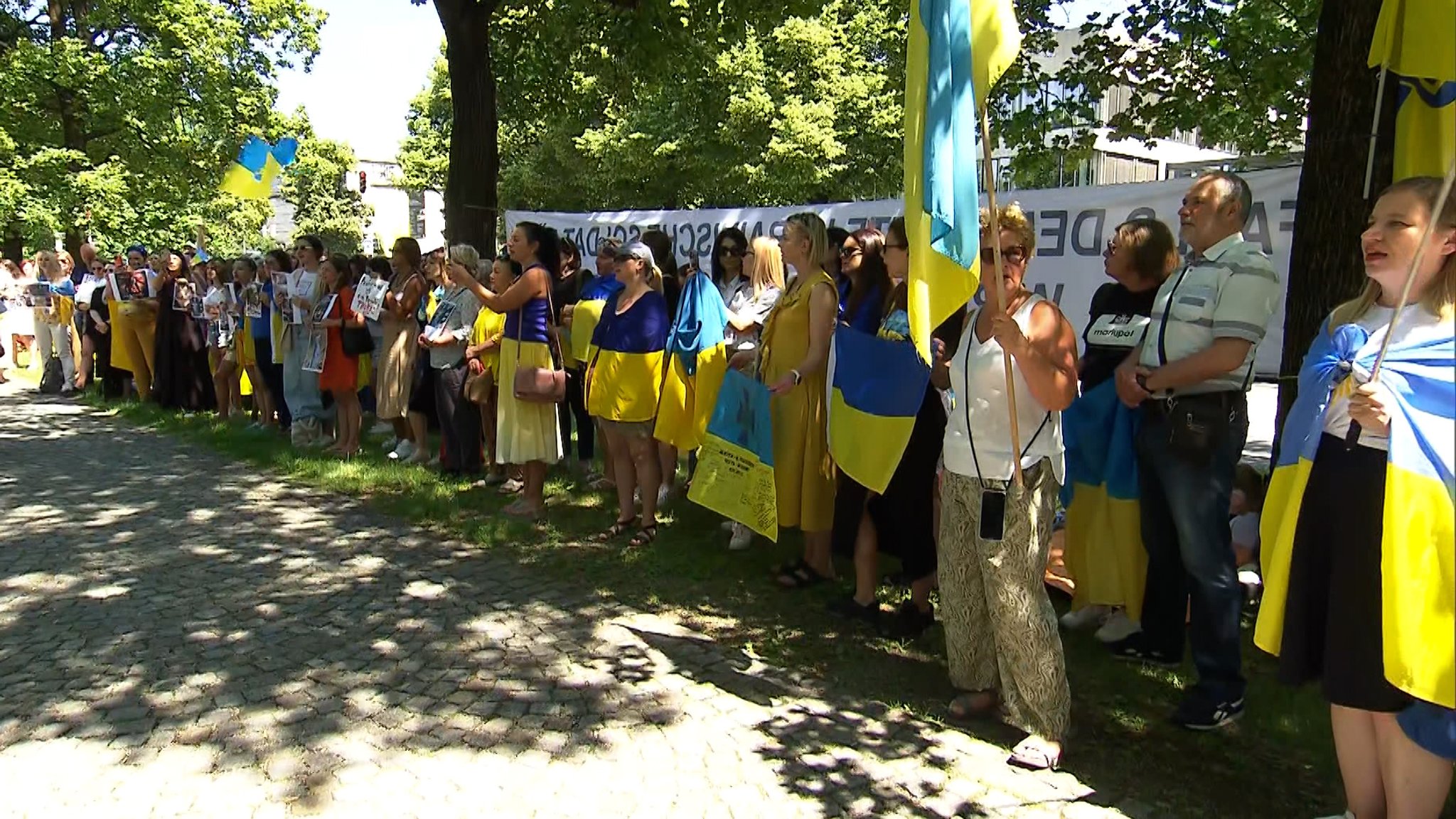 Demonstration in München nach Angriff auf ukrainisches Kinderkrankenhaus