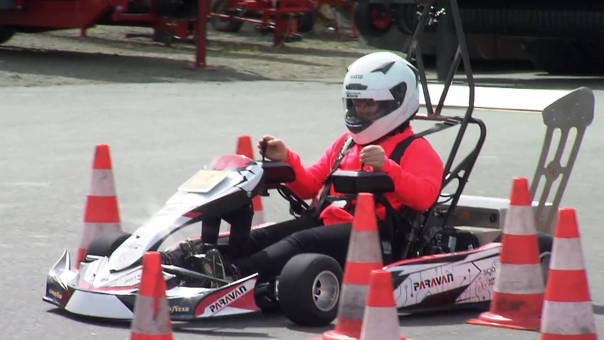 Rennfahrer mit Handicap: Meisterschaft im E-Kart startet in Hof