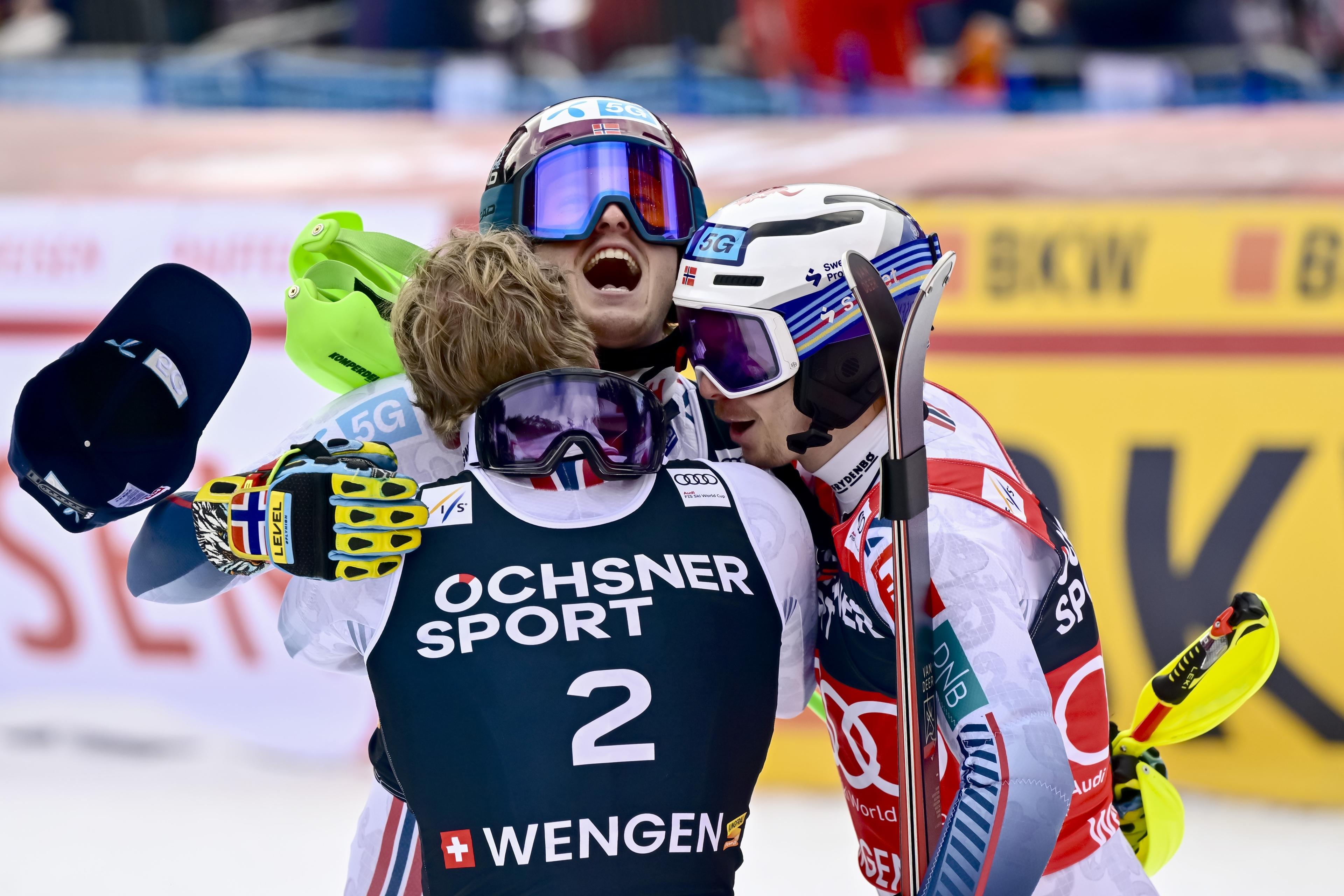 Slalom Wengen: Atle Lie McGrath jubelt (Mitte)