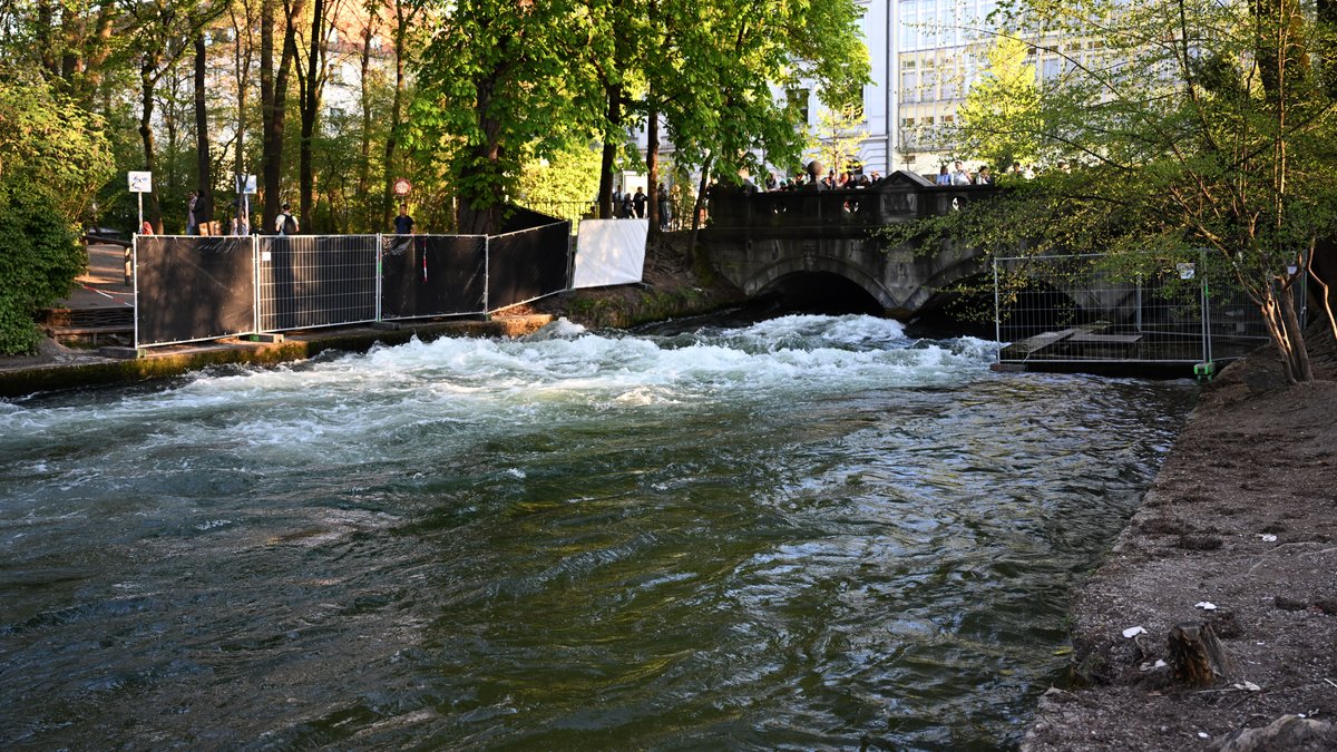 Nach Surf-Unfall am Eisbach: Wie kann die Welle sicherer werden?