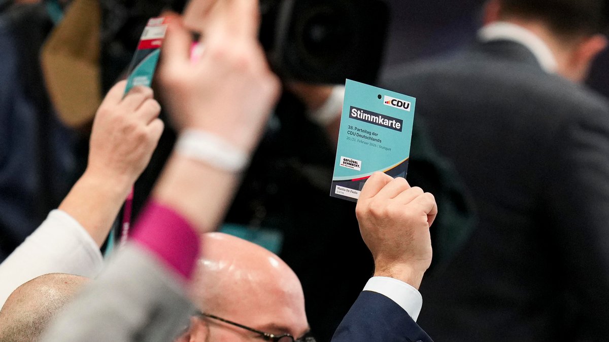 CDU für Social-Media-Verbot bis 14 Jahre