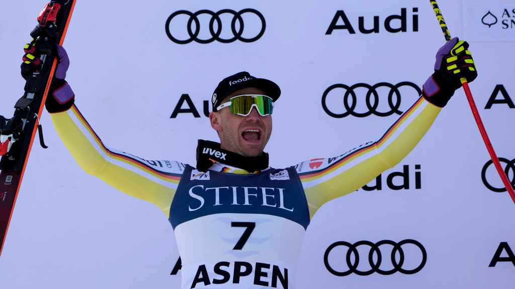 Sander fährt in Aspen erstmals aufs Weltcup-Podest | Bild: dpa-Bildfunk/John Locher Sander fährt in Aspen erstmals aufs Weltcup-Podest