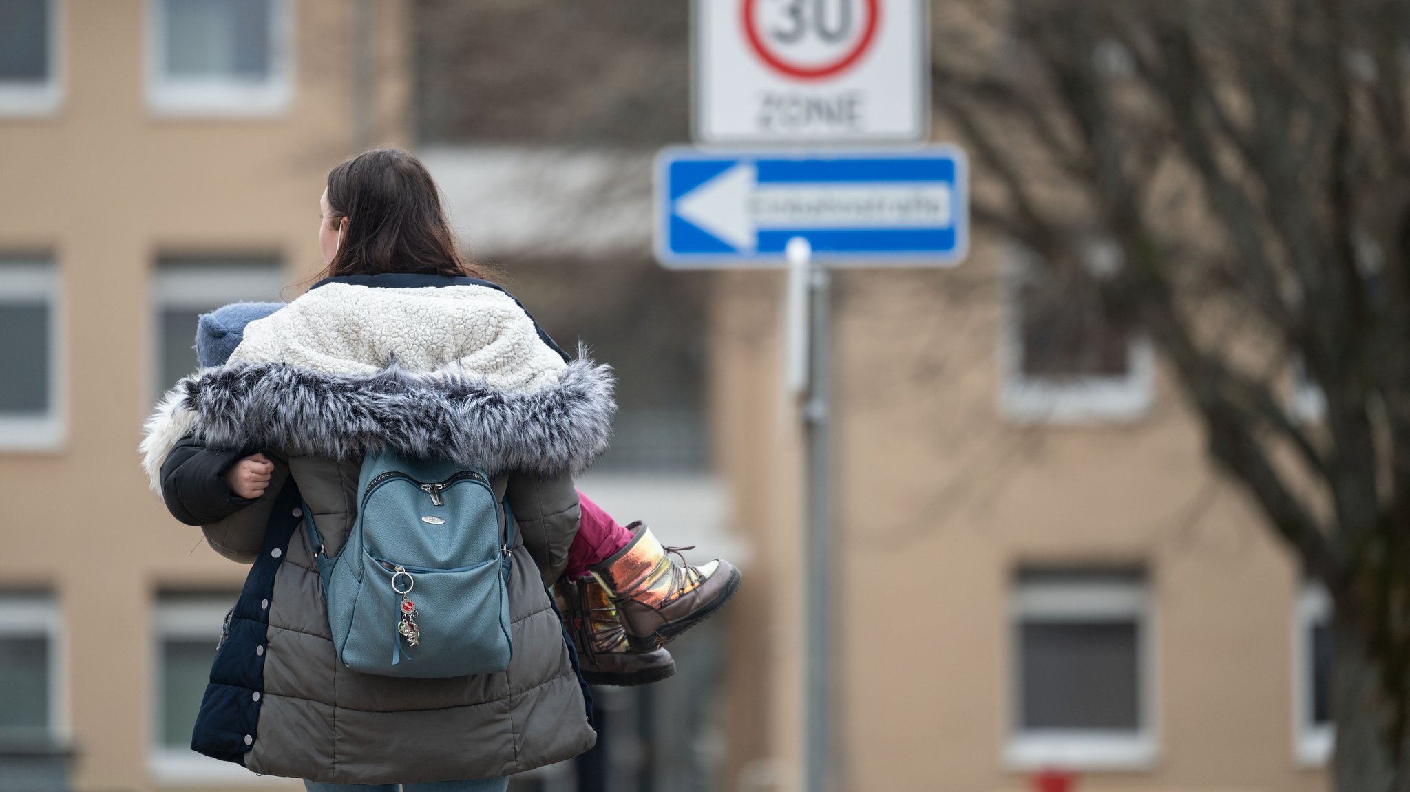 Kriegsflüchtlinge: Gefahr durch Missbrauch und Menschenhandel