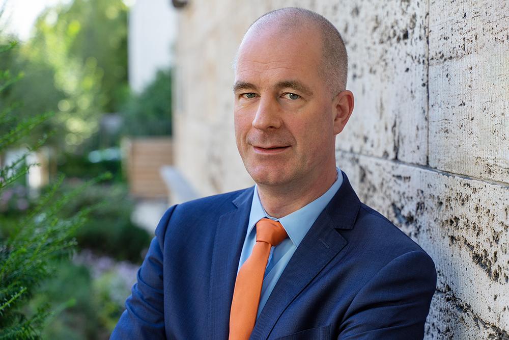 Dr. Christian Mölling ist stellvertretender Direktor des Forschungsinstituts der DGAP und Leiter des Zentrums für Sicherheit und Verteidigung.