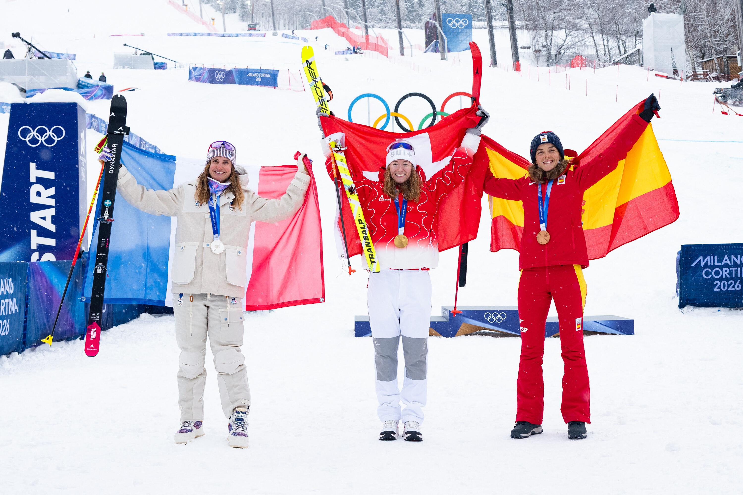 Die ersen Olympia-Medaillengewinnerinnen in der Geschichte des Skibergsteigens